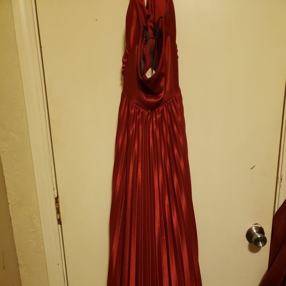 Prom Dress - Picture 3 of 5
